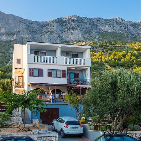 Apartment Mande Брист Екстериор снимка