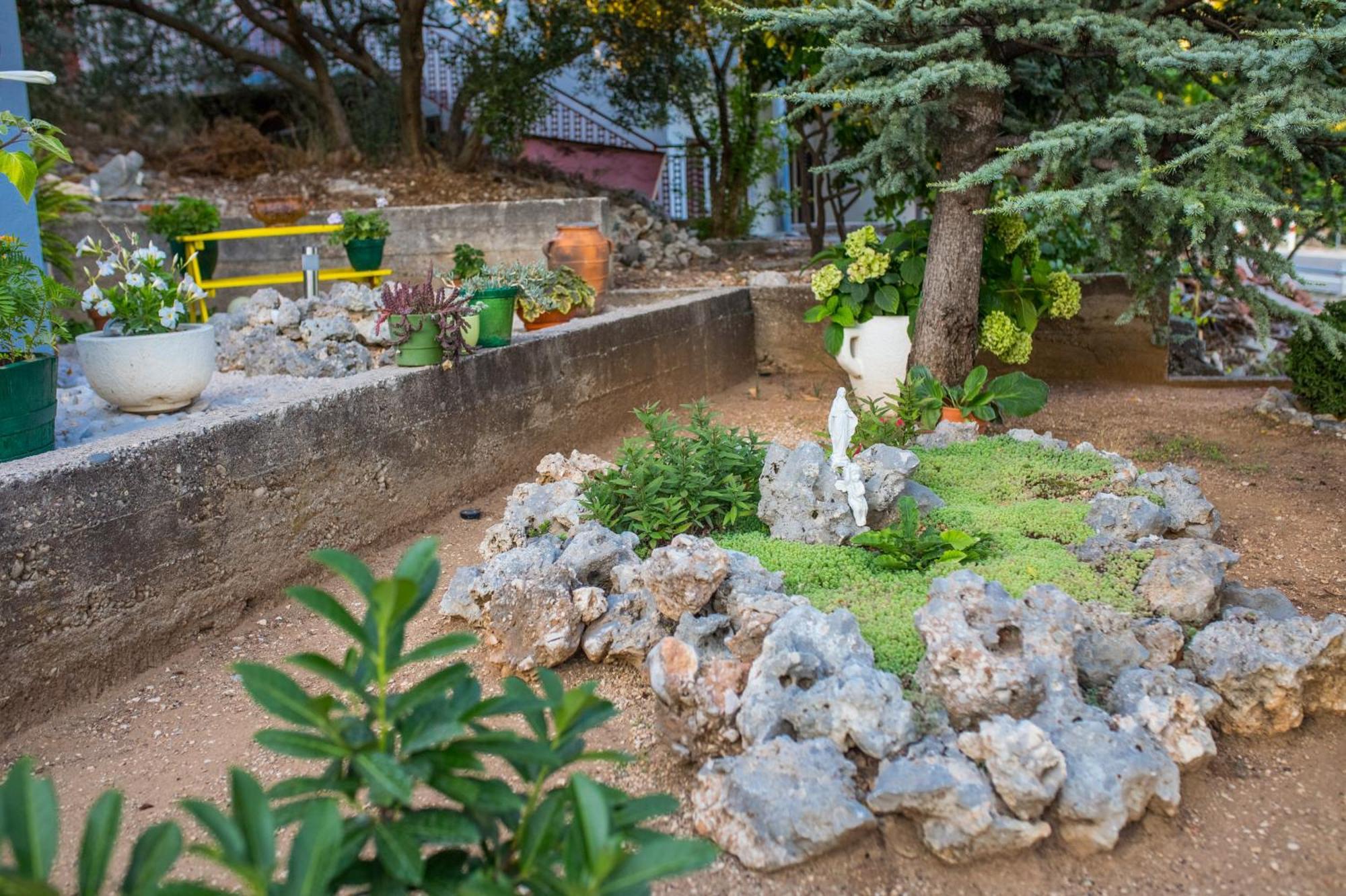 Apartment Mande Брист Екстериор снимка