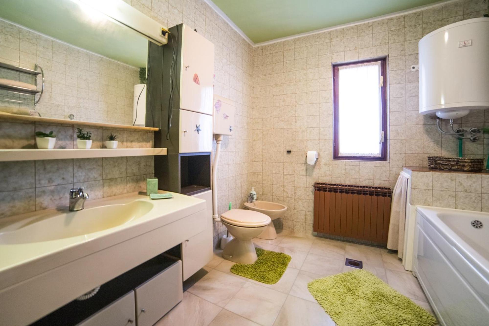 Apartment Mande Брист Екстериор снимка