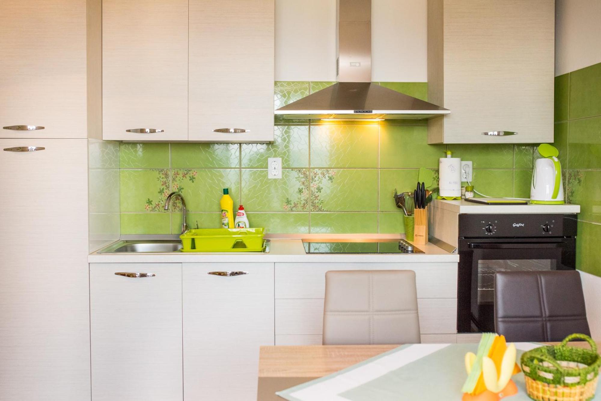 Apartment Mande Брист Екстериор снимка