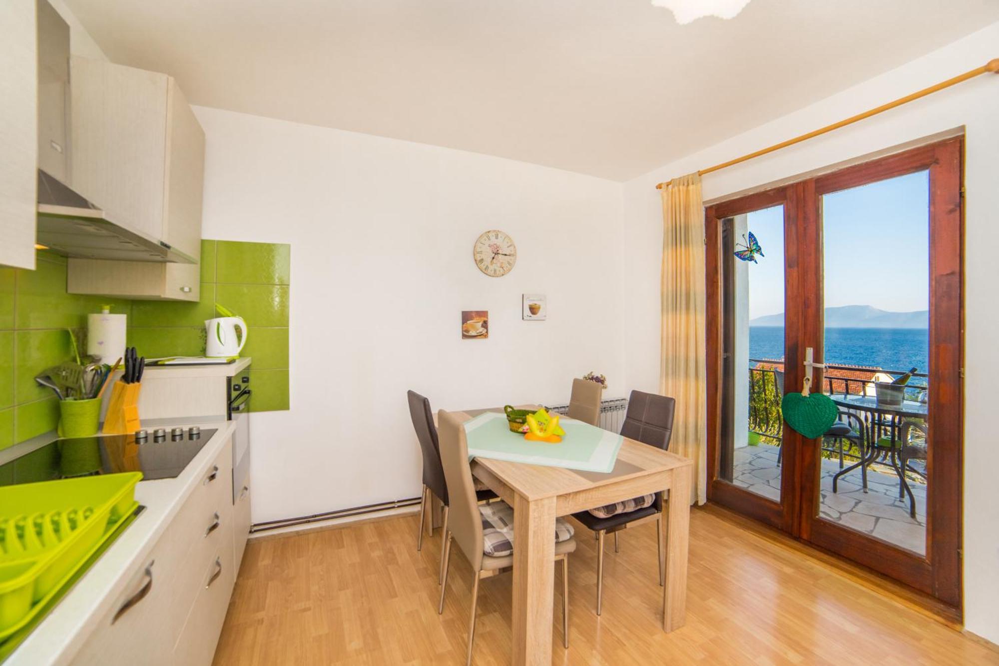 Apartment Mande Брист Екстериор снимка